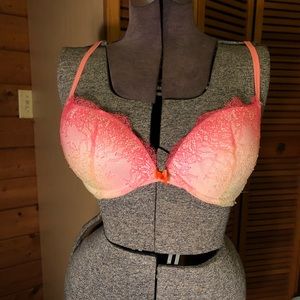 Victoria’s Secret bra